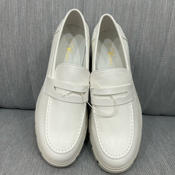 Y2K style Women's White Chunky Loafers size 9 - Picture 4 of 6